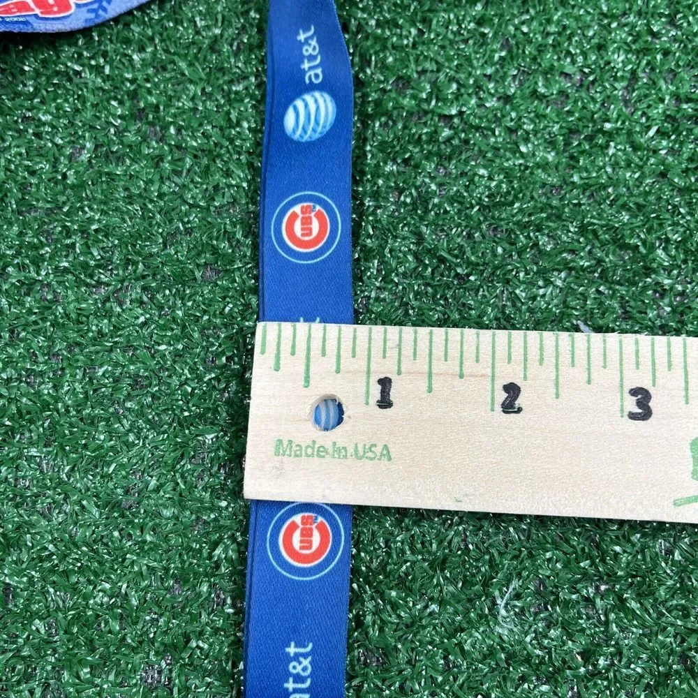Lot of 2 Chicago Cubs Lanyards: Embroidered‎ Collectors Patch & Logo